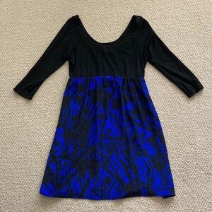 Alice & Trixie Silk Boatneck Mini Fit & Flare Dress Size Medium Floral Print